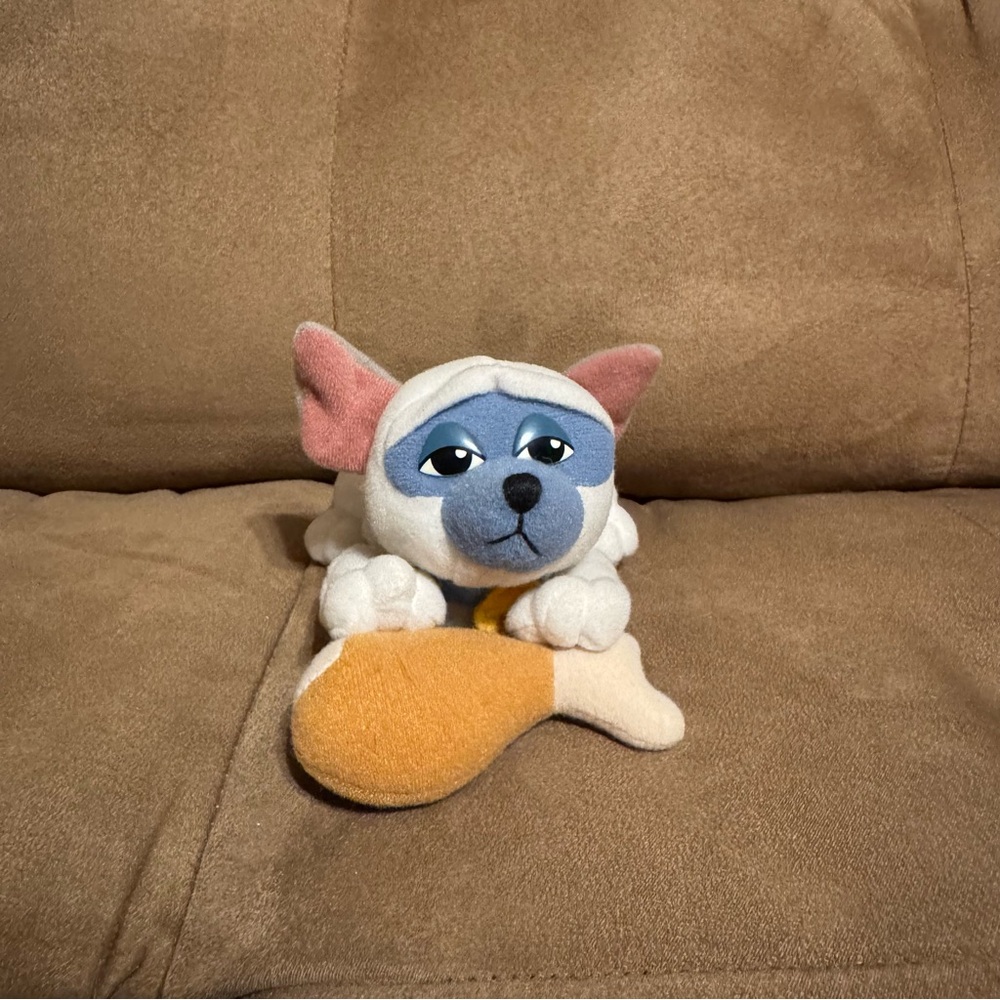 Disney Percy the Dog Pocahontas  Animal‎ Plush